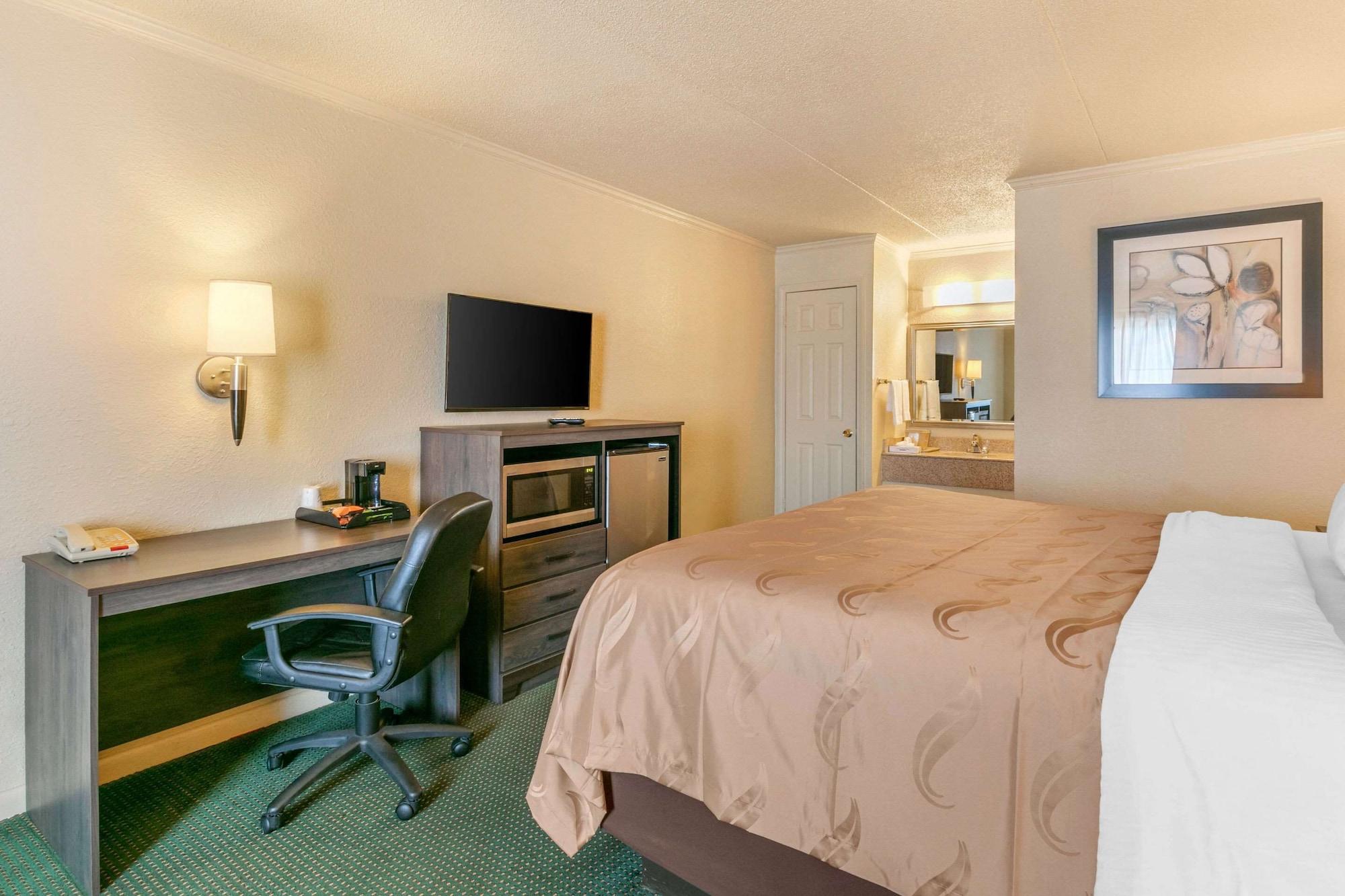 Quality Inn Manchester Esterno foto